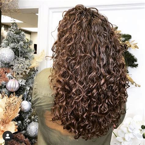 Wavy Perm Styles For A Permanent Beach Wave