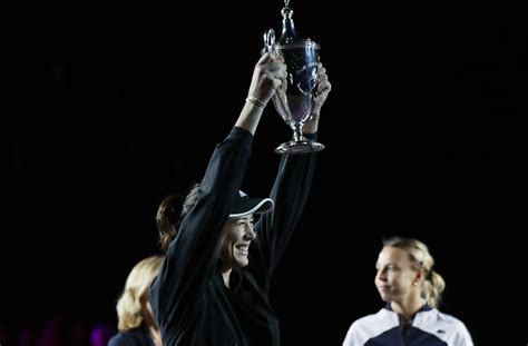 Muguruza Defeats Kontaveit For First Wta Finals Title Reuters