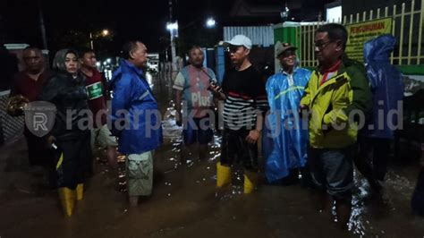 Banjir Rendam Jalur Pantura Dan Dua Desa Di Batang