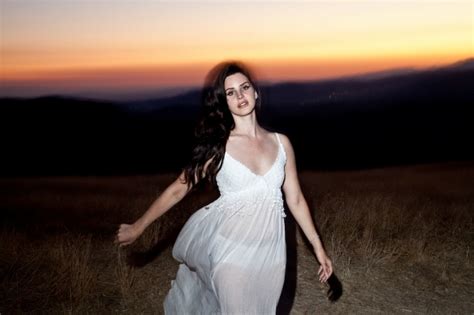 Lana Del Rey Reveals ‘Ultraviolence’ Cover Art, Track List, And Release ...