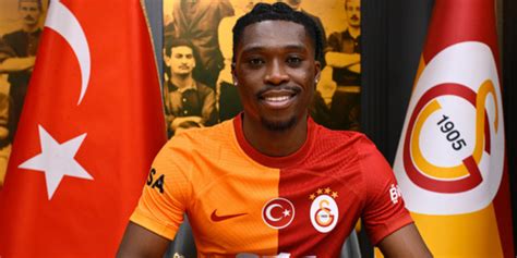 Galatasaray Yeni Transferini Duyurdu G Zlem Gazetesi