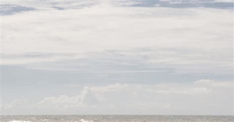 Car on a Beach · Free Stock Photo