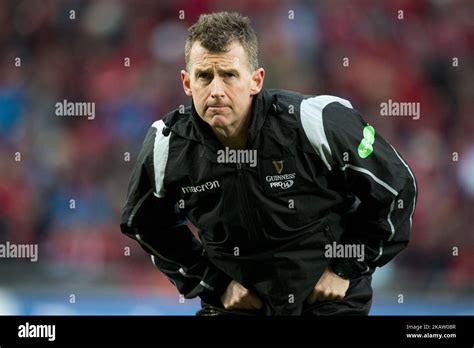 Nigel owens referee 2017 hi-res stock photography and images - Alamy