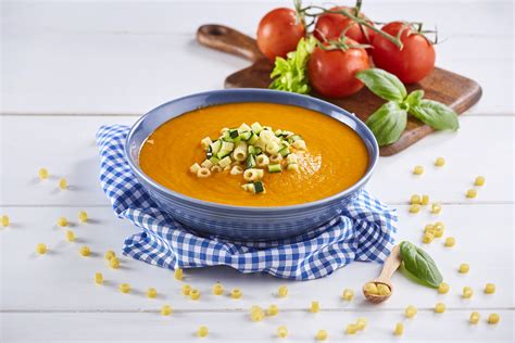 Sopa Fria De Tomate Salada De Argolinhas E Curgete Teleculin Ria