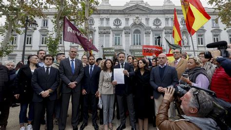 Vox Presenta Una Querella Contra S Nchez Puigdemont Psoe Y Junts Y