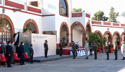 Atestigua Cuauht Moc Blanco Toma De Posesi N Del Nuevo Comandante De La