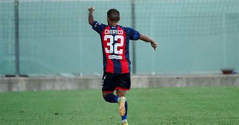 Calciomercato Crotone Chiricò corteggiato da Benevento e Catania