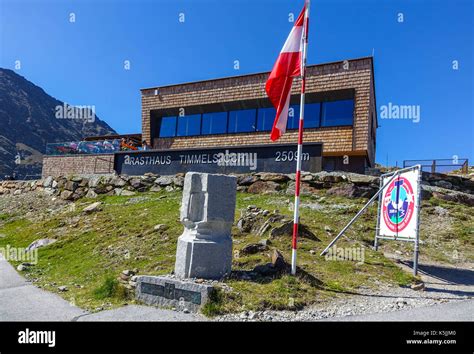 Cafe and car park, Timmelsjoch Pass, Austria Italy border Stock Photo ...