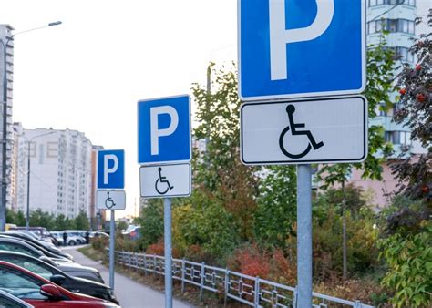 Estacionar em lugar para deficientes o que está em causa