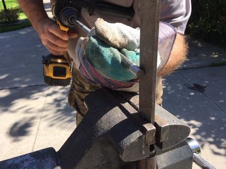 How to Create Threads on Steel Rod Using Die Set: 13 Steps
