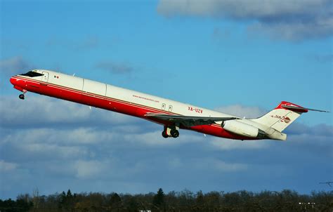 XA UZV Aeronaves T S M XA UZV McDonnell Douglas MD 83 Flickr