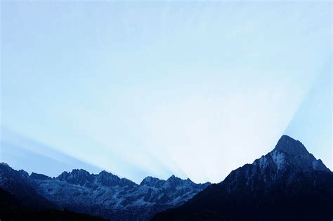 Sunbeams At Piz Badile Val Camonica License Image