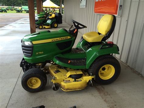 2013 John Deere X750 Lawn Garden And Commercial Mowing John Deere