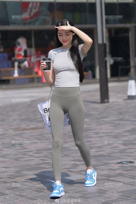 Pin By 성영직 On 빠른 저장 In 2023 Leggings Fashion Girls Leggins Girls In Leggings