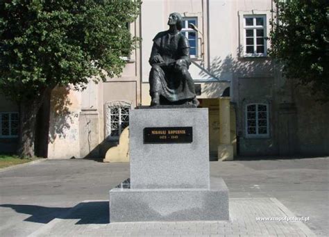 Mikolaj Kopernik Monument in Piotrkow Trybunalski - Photo 101/255