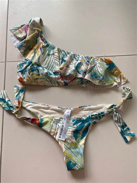 Bikini Set Women S Fashion Swimwear Bikinis Swimsuits On Carousell