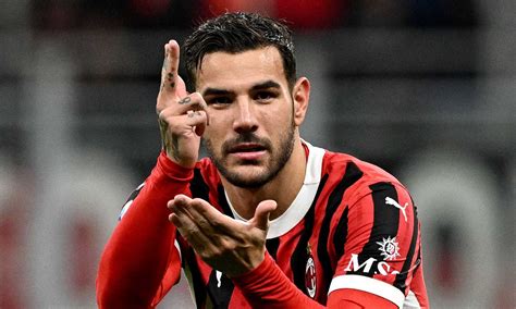 Milan Si Avvicina Il Rinnovo Di Theo Hernandez Lindiscrezione