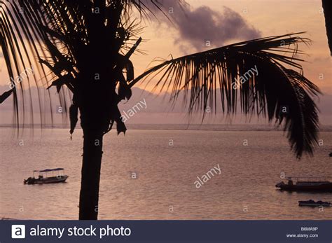 Nyali Beach Hi Res Stock Photography And Images Alamy