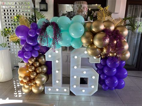 Balloon Garland with Light up Numbers – Party Planner Ballito