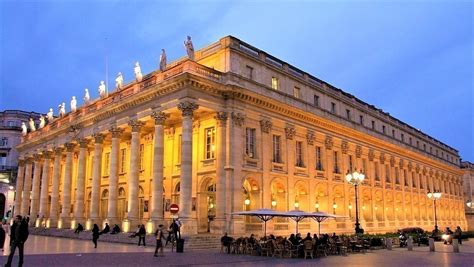 Cinq Bonnes Raisons Daller Pour La Premi Re Fois Au Grand Th Tre De