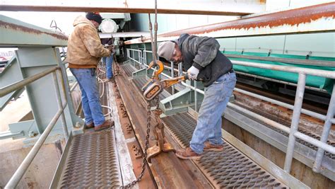 Photos: Maintaining the Miller Park roof