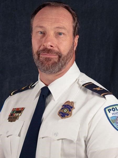 Hickory Police Chief Thurman Whisnant Announces Retirement Caldwell