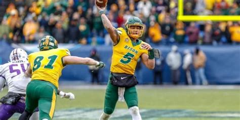 Ndsu Quarterback Trey Lance Declares For The 2021 Nfl Draft Hero Sports