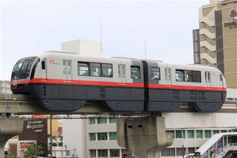 沖縄都市モノレール1000形電車 1111 旭橋駅 鉄道フォト・写真拡大 By キイロイトリさん レイルラボraillab