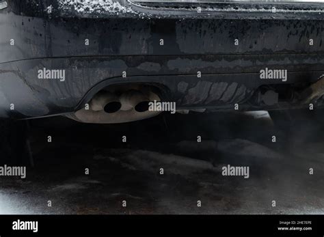 Car Emitting Smoke Hi Res Stock Photography And Images Alamy