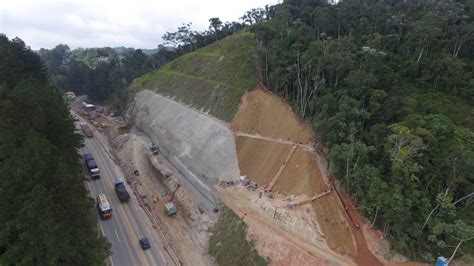 Rodovia dos Tamoios será interditada no km 64 para detonação de rochas