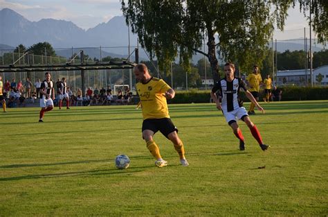 Ein Leckerbissen F R Den Fu Ball Fan Bsc Surheim E V