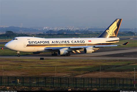 V Sfn Singapore Airlines Cargo Boeing F Photo By Ban Ma Li Id