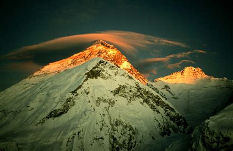 Wallpaper World: Mount Everest Wallpapers