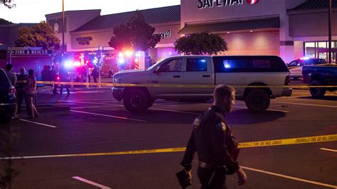 Bend Shooting Safeway Employee Attacked The Suspect With A Produce Knife He Kept On His Hip