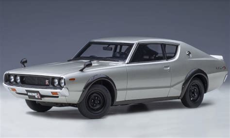 Miniature Nissan Skyline 1 18 AUTOart 2000 GT R KPGC110 Grise RHD