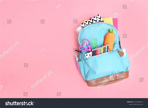 529 imágenes de Opened school handbags Imágenes fotos y vectores de