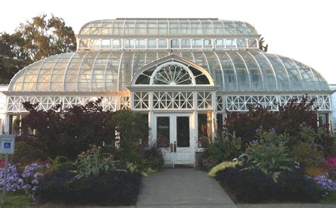 Monday Volunteer Park Conservatory At 100 Willems Planet