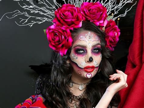 Top 83+ imagen maquillaje rosa de catrina - abzlocal fi