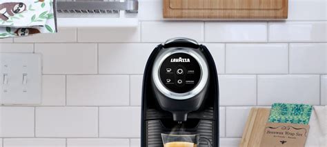 Lavazza Classy Mini Single Serve Espresso Coffee Machine Lb 300 Italy Best Coffee