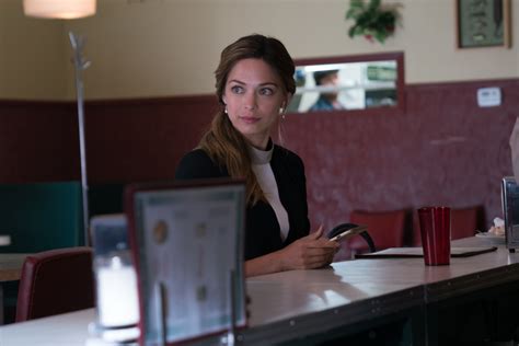 Burden Of Truth Tv Show On The Cw Season One Viewer Votes Canceled