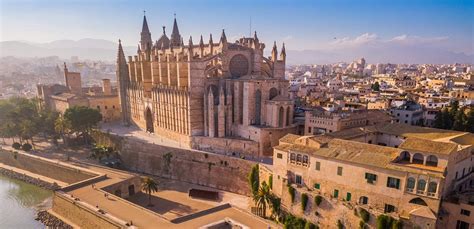 La Catedral De Mallorca