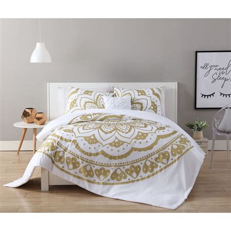 Vcny Home Karma 4 Piece Comforter Set Full Queen White Gold Polyester Medallion