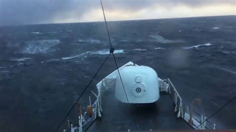 Huge Waves Of Bering Sea Youtube