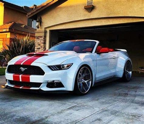 2020 Ford Mustang Convertible White