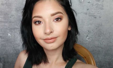 Luce Un Estilo De Maquillaje Nude Con Labios Mate