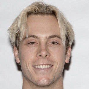 Riker Lynch - Age, Family, Bio | Famous Birthdays