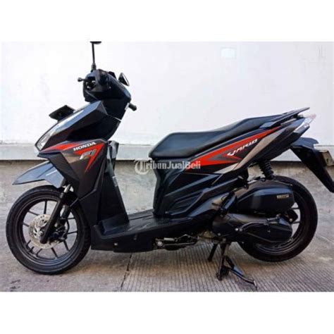 Motor Honda Vario 125 ISS Idling Stop 2015 Bekas Surat Lengkap Pajak On