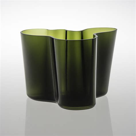 ALVAR AALTO, SAVOY GLASS VASE, signed Alvar Aalto. - Bukowskis