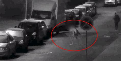 Kladno Man Goes On Naked Rampage Claims Hes Werewolf Prague Czech Republic