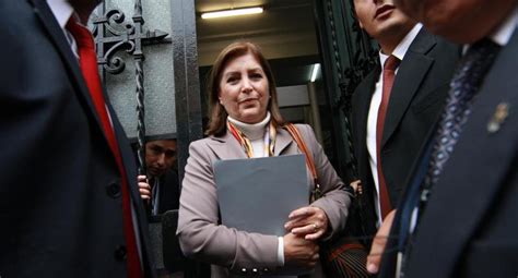 Ministra Rivas irá al Congreso por fiesta en penal POLITICA CORREO